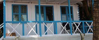 Cafe Blue Luxury tent