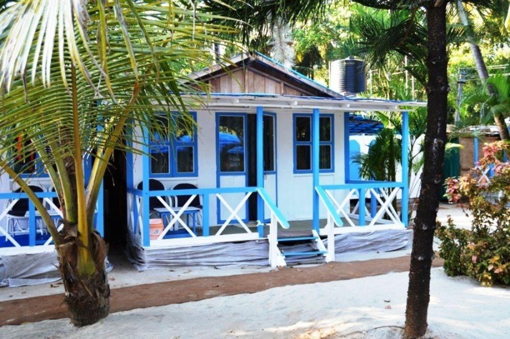 Cafe Blue